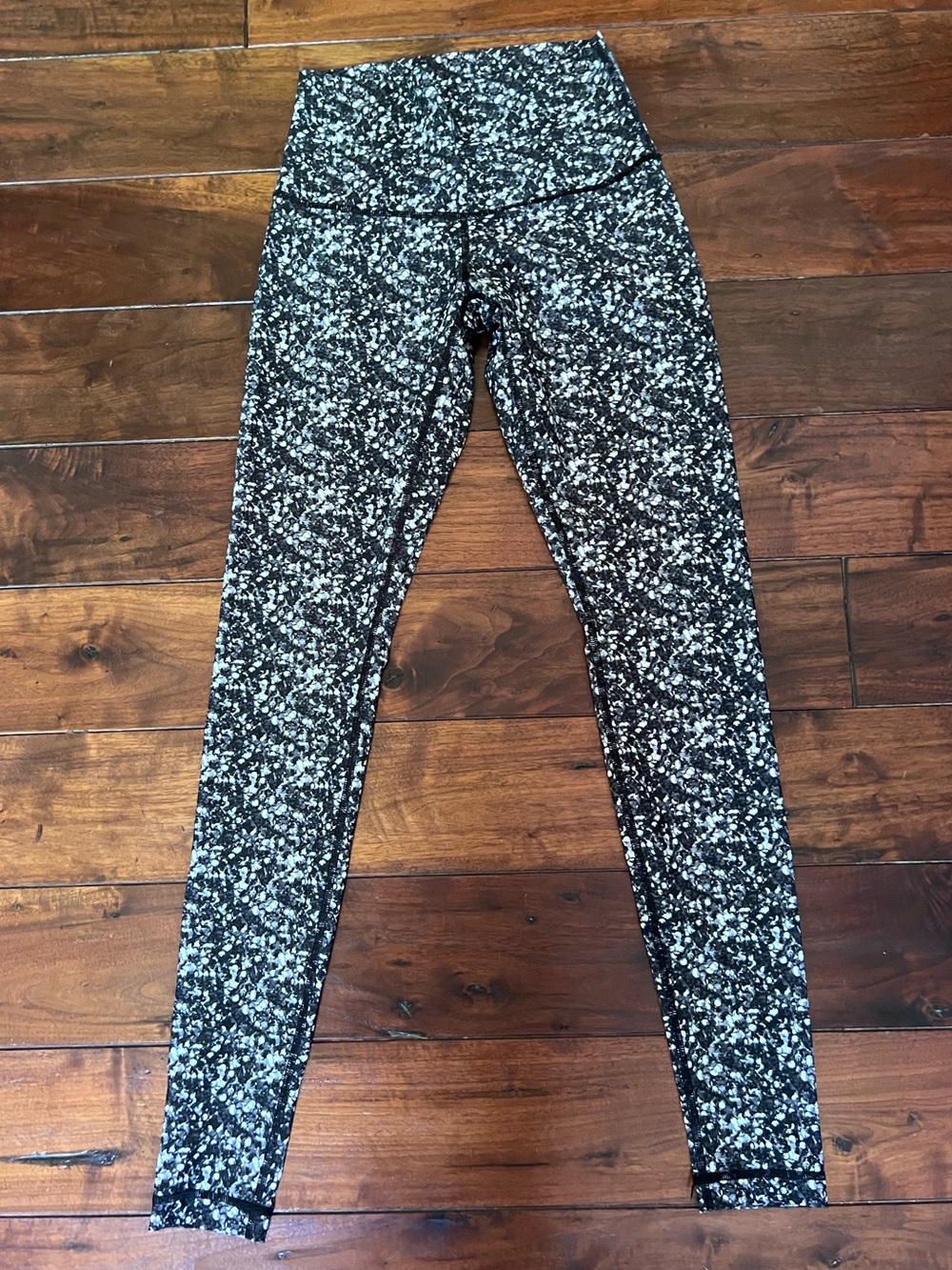 Lululemon Wunder Under *SE